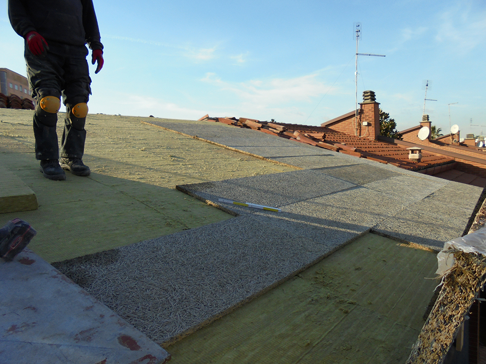 Energy saving through roof insulation