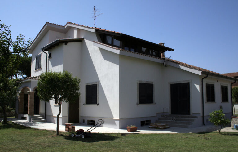 Renovation and redevelopment of a farmhouse